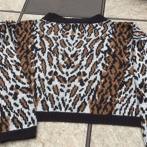 Vintage leopard crop sweater - Picture 4 of 5